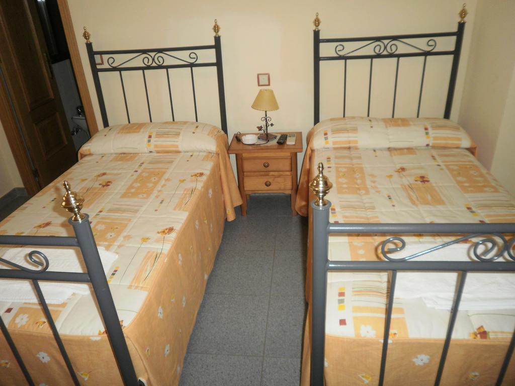 Hostal Miraflor De Las Cadenas 库克斯蒂亚斯 外观 照片